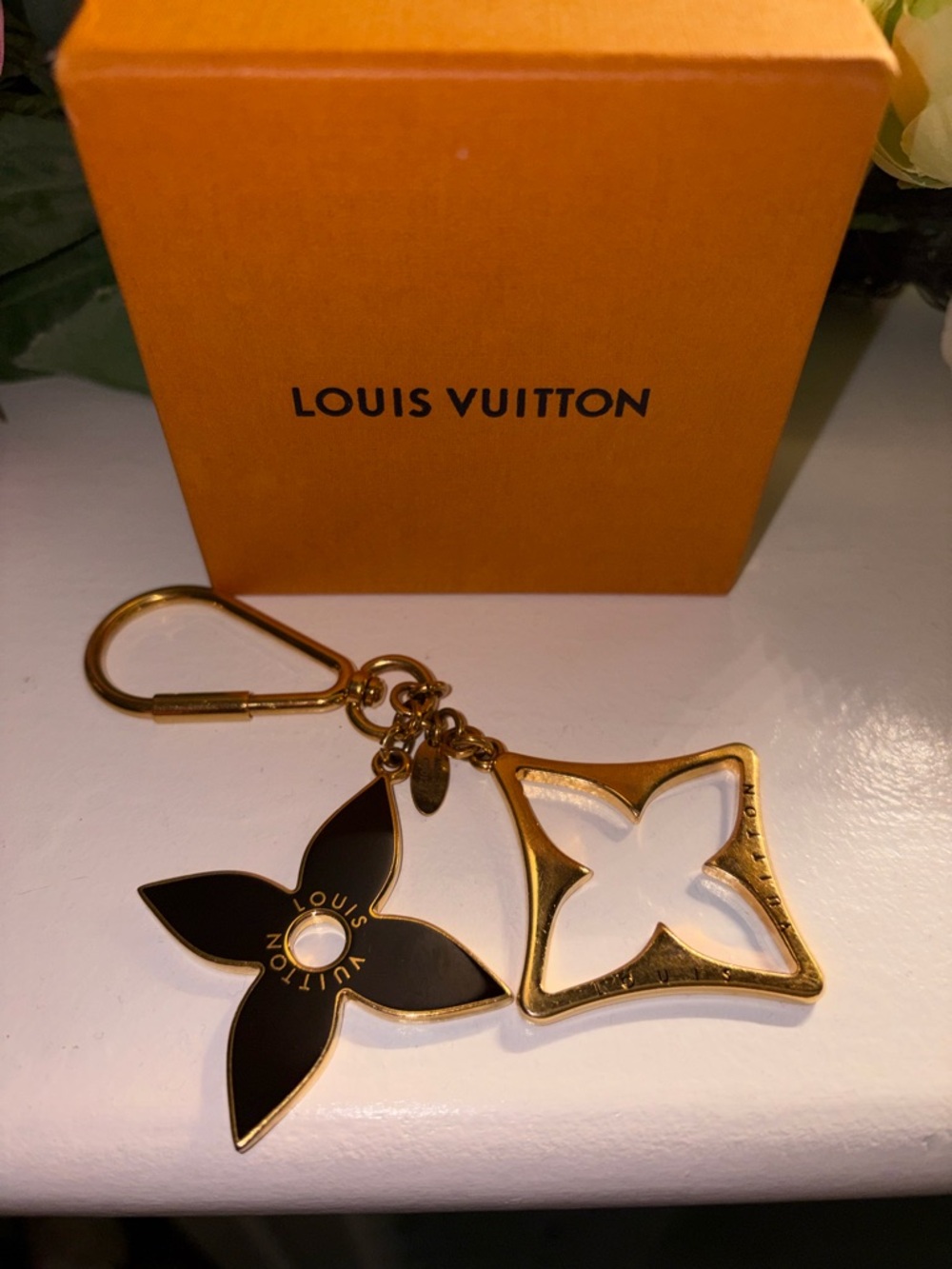 Louis Vuitton Gold and Black Monogram Flower Keychain - Picture 3 of 3